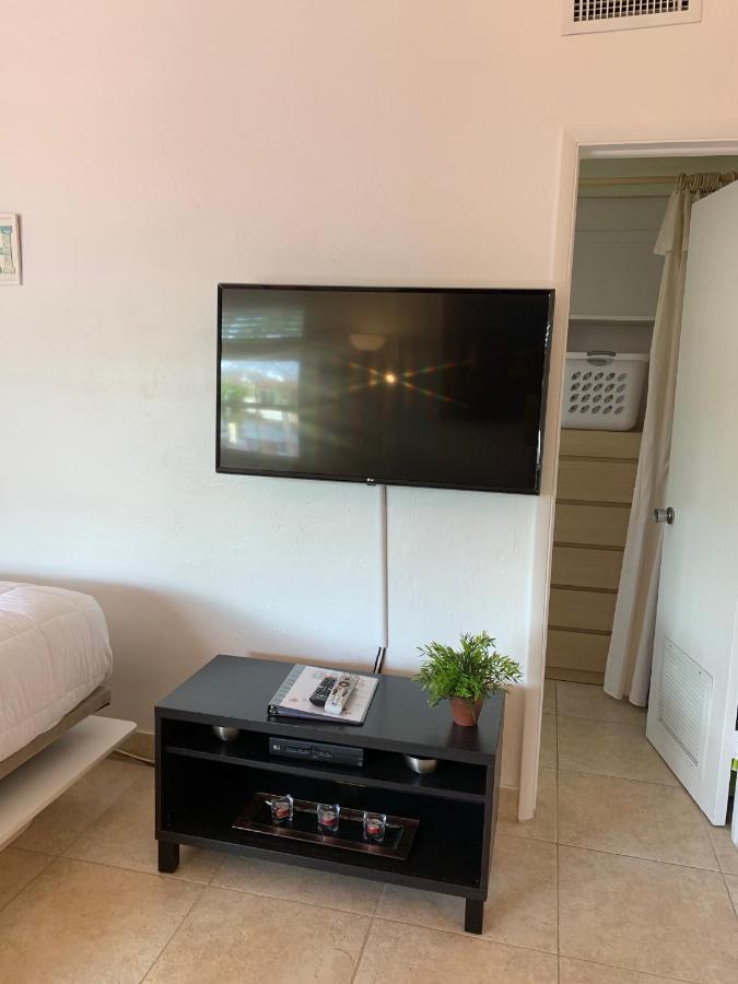 Aloha Escape Pompano Beach Apartman Kültér fotó