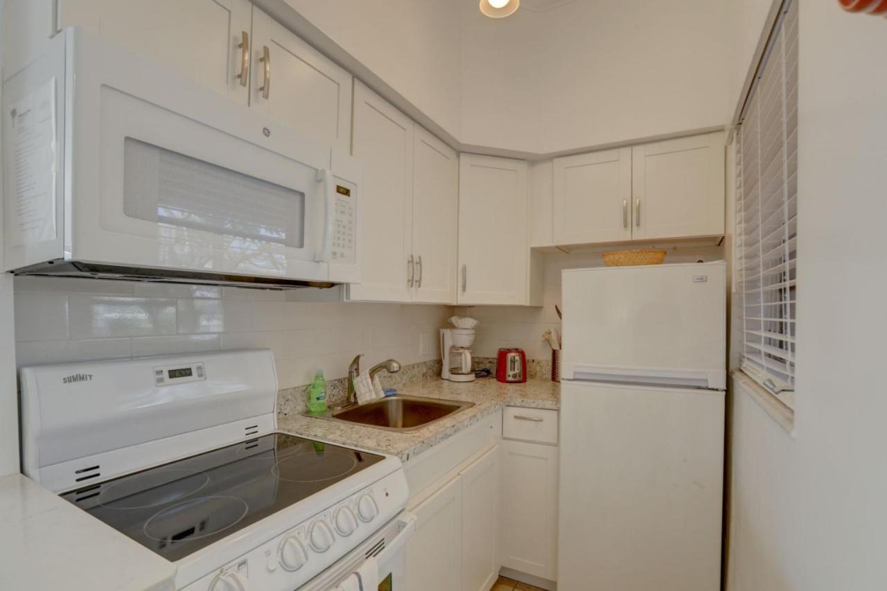 Aloha Escape Pompano Beach Apartman Kültér fotó