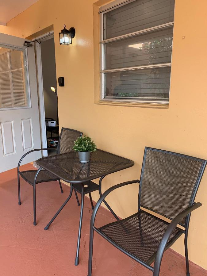 Aloha Escape Pompano Beach Apartman Kültér fotó